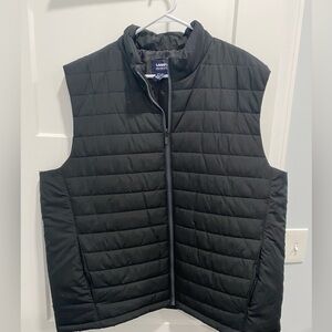 Mens XXL black vest.